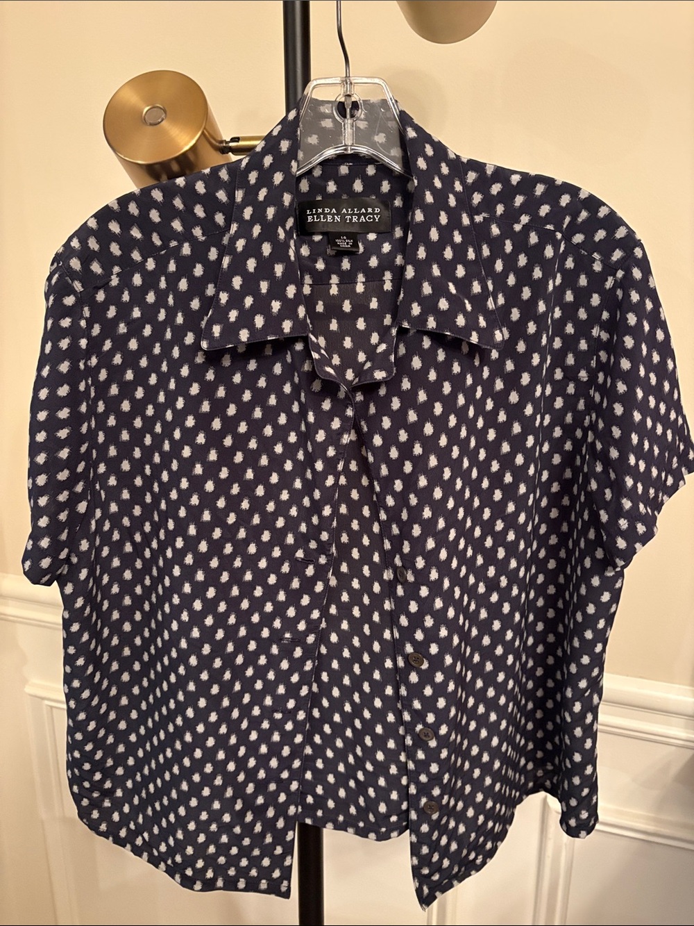 NWOT 100% SILK Linda Allard 14 Ellen Tracy Navy Short Sleeve Button-Down